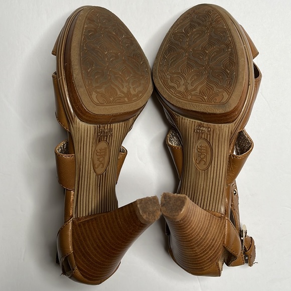 Sofft brand brown leather upper strappy heeled sandals US size 8W - Picture 8 of 12
